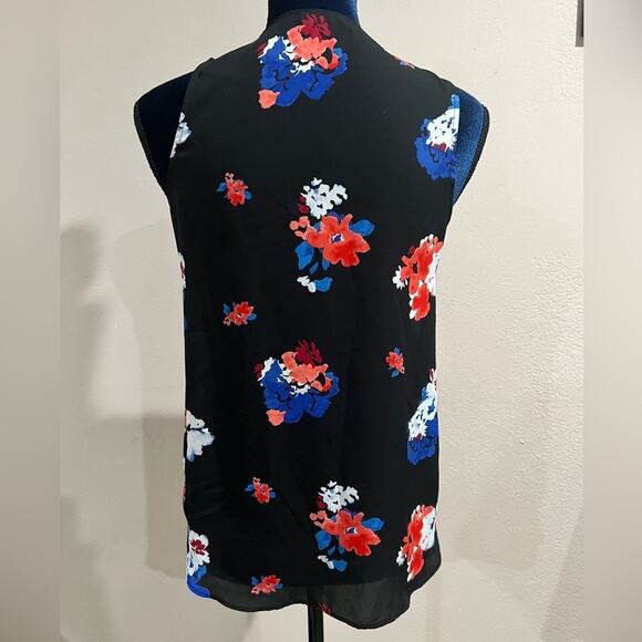 Vince Camuto Petite Black Floral V-Neck Pullover Flowy Blouse Top size XS - Picture 2 of 8